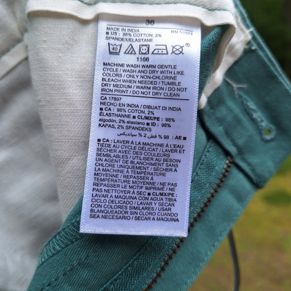 Men's Old Navy Ultimate Slim Shorts - 10-inch inseam - NWT - Picture 6 of 6